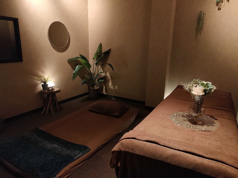 Salon Seed タイ古式マッサージ 外観
