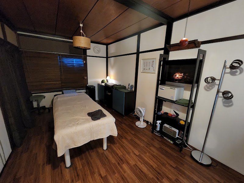 4選目：Johndana（ジョンダーナ）