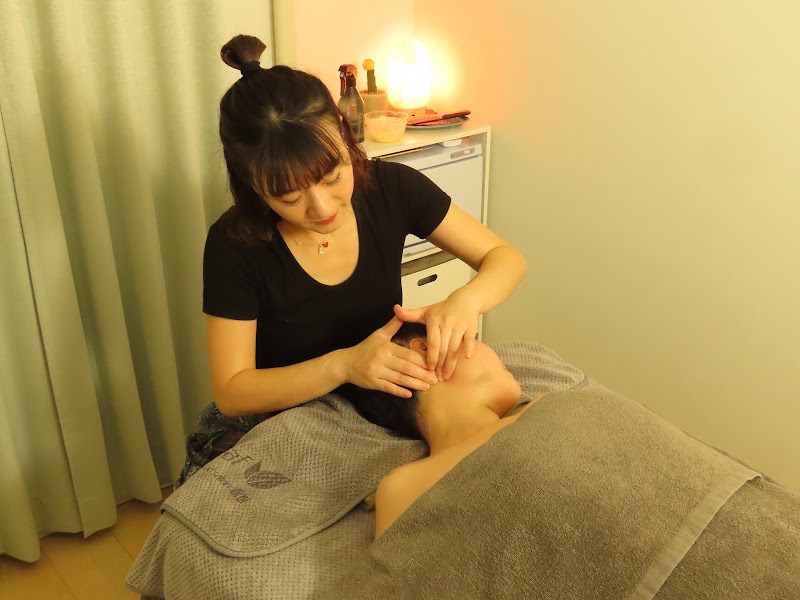 Leaf Body&Head Salon 赤坂
