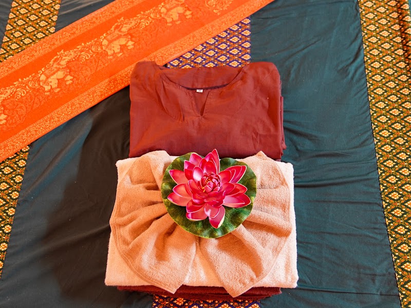 タイラッキー京橋（thai Lucky）